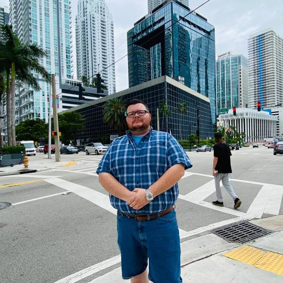 Meet your Posher, Sam - Picture 1 of 1